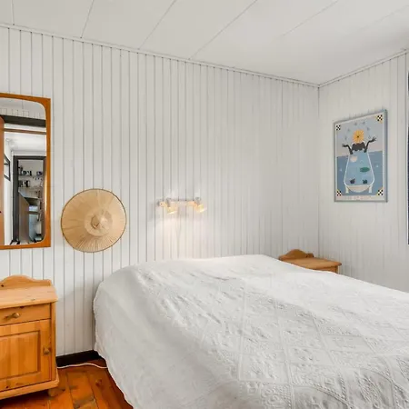 Haelf - 600m From The Sea By Interhome Grenaa
