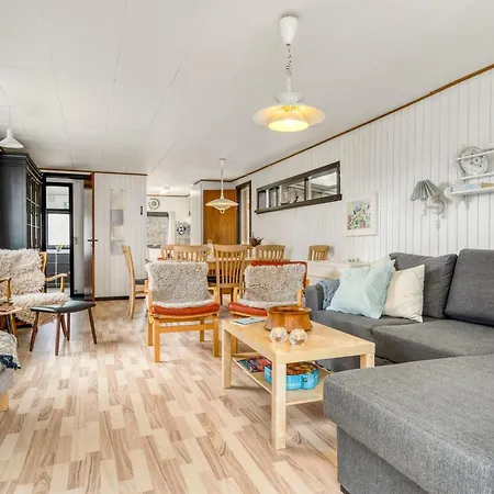 Dom wakacyjny Haelf - 600m From The Sea By Interhome Grenå